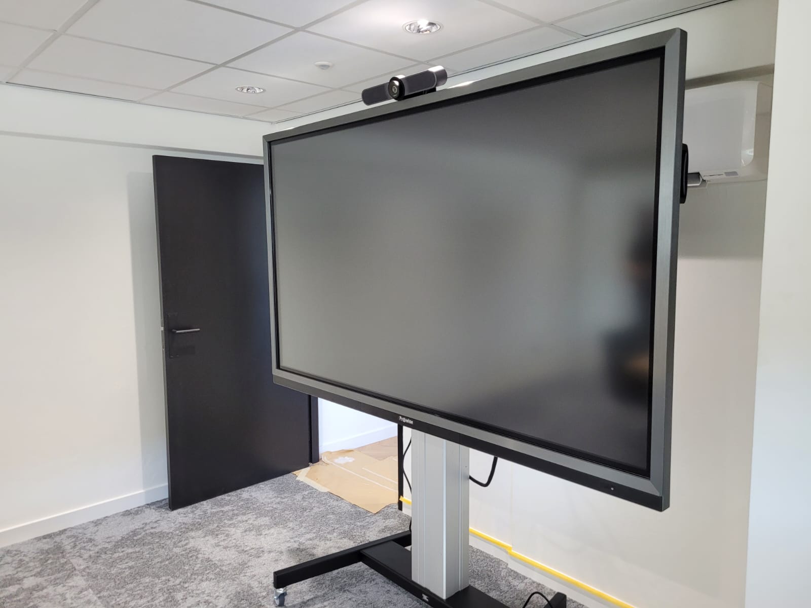 Martin Glas: mobiele touchscreens voor hybride vergaderen - projectfoto 3