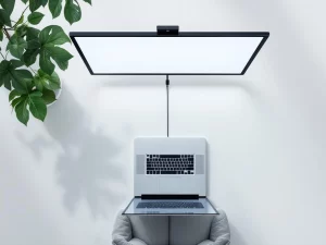 Digitaal bord en laptop verbonden met USB-kabel, bovenaanzicht met minimalistisch design en groene accenten